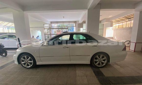 Buy Used 2005 Toyota Crown in Dhaka, Dhaka Buy Used 2005 Toyota Crown in Dhaka, Dhaka