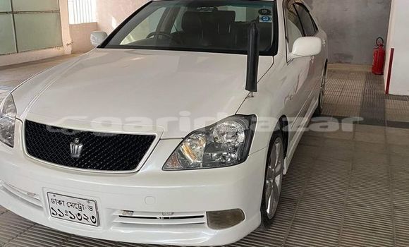 Buy Used 2005 Toyota Crown in Dhaka, Dhaka Buy Used 2005 Toyota Crown in Dhaka, Dhaka
