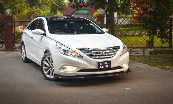 Buy Used 2011 Hyundai Sonata in Dhaka, Dhaka Buy Used 2011 Hyundai Sonata in Dhaka, Dhaka