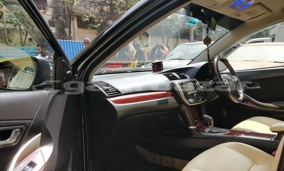 Buy Used 2010 Toyota Premio in Dhaka, Dhaka Buy Used 2010 Toyota Premio in Dhaka, Dhaka