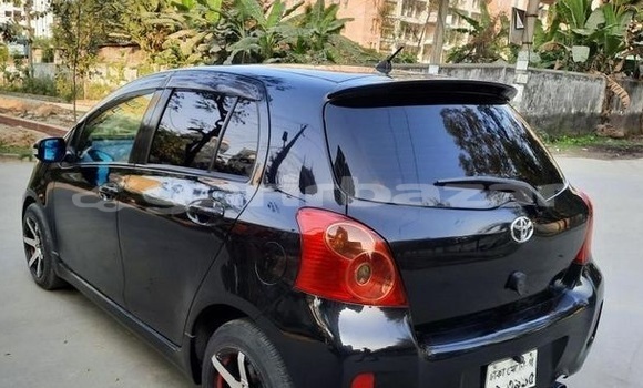 Buy Used 2010 Toyota Vitz in Dhaka, Dhaka Buy Used 2010 Toyota Vitz in Dhaka, Dhaka