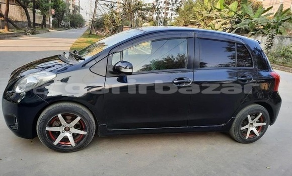 Buy Used 2010 Toyota Vitz in Dhaka, Dhaka Buy Used 2010 Toyota Vitz in Dhaka, Dhaka