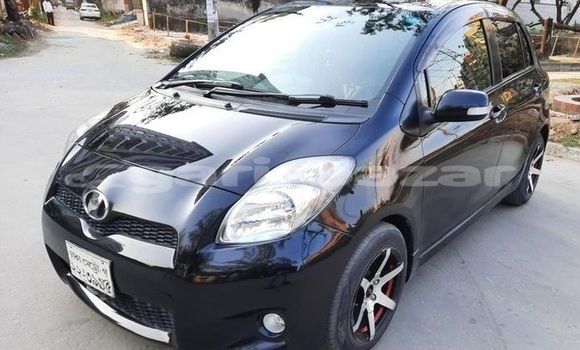 Buy Used 2010 Toyota Vitz in Dhaka, Dhaka Buy Used 2010 Toyota Vitz in Dhaka, Dhaka