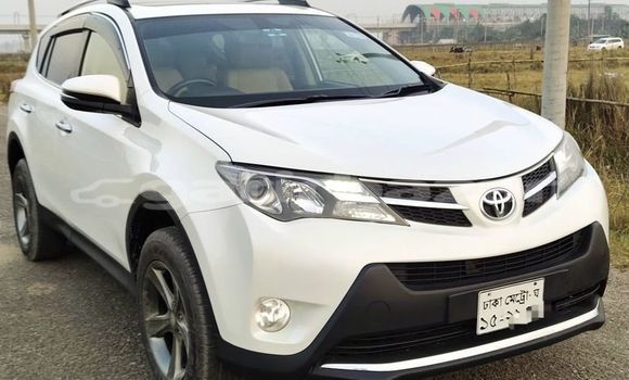 Buy Used 2015 Toyota Rav 4 in Dhaka, Dhaka Buy Used 2015 Toyota Rav 4 in Dhaka, Dhaka