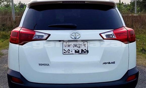 Buy Used 2015 Toyota Rav 4 in Dhaka, Dhaka Buy Used 2015 Toyota Rav 4 in Dhaka, Dhaka