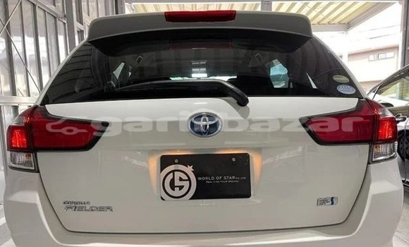 Buy Import 2016 Toyota Fielder in Dhaka, Dhaka Buy Import 2016 Toyota Fielder in Dhaka, Dhaka