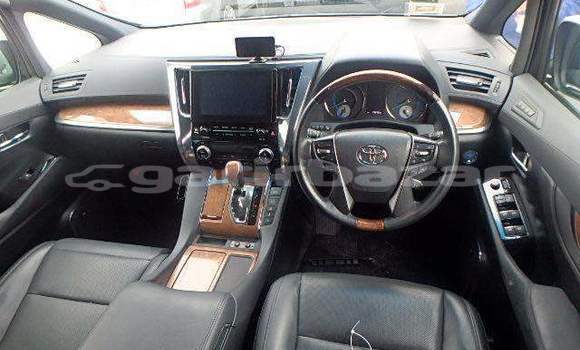 Buy New 2016 Toyota Alphard in Dhaka, Dhaka Buy New 2016 Toyota Alphard in Dhaka, Dhaka
