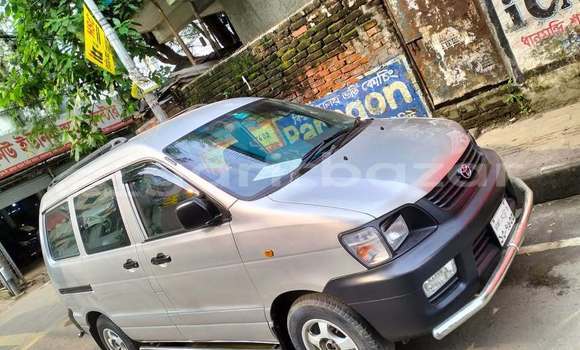 Buy Used 2013 Toyota noah kr42 in Dhaka, Dhaka Buy Used 2013 Toyota noah kr42 in Dhaka, Dhaka