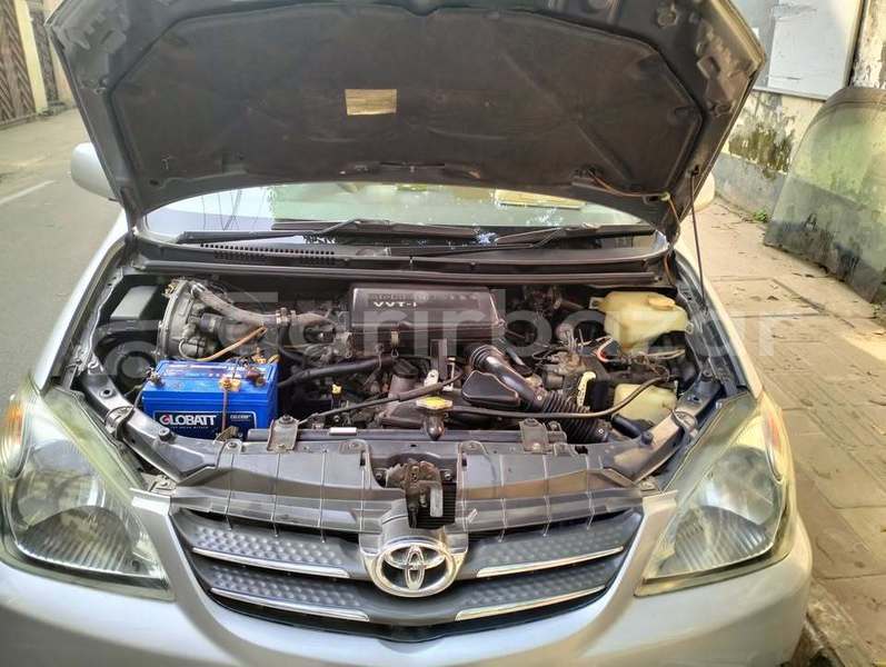 Big with watermark toyota avanza dhaka dhaka 39544