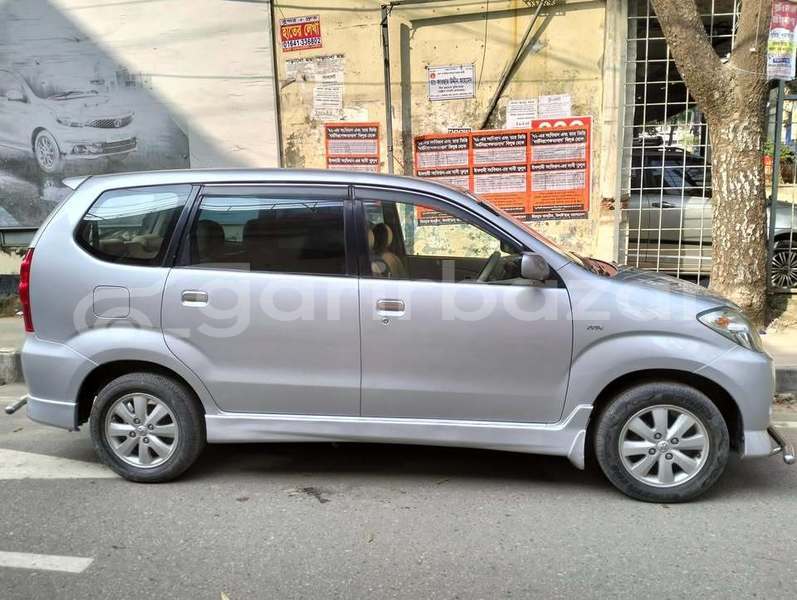 Big with watermark toyota avanza dhaka dhaka 39544