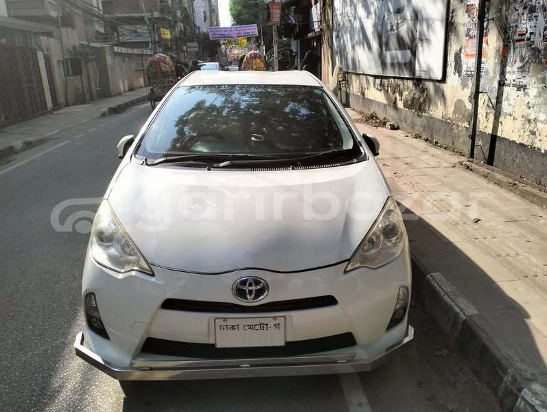 Big with watermark toyota aqua dhaka dhaka 39545