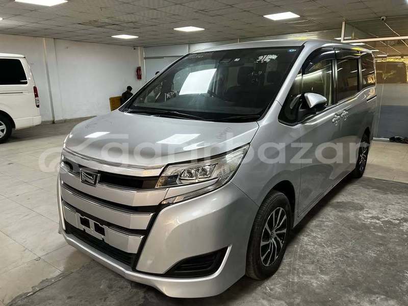 Big with watermark toyota x noah dhaka dhaka 39556