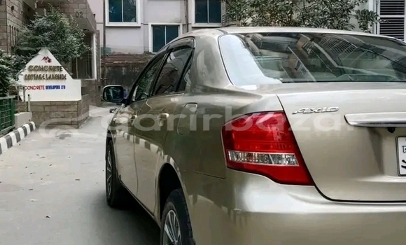 Buy Used Toyota Axio fielder in Badarganj, Rangpur Buy Used Toyota Axio fielder in Badarganj, Rangpur