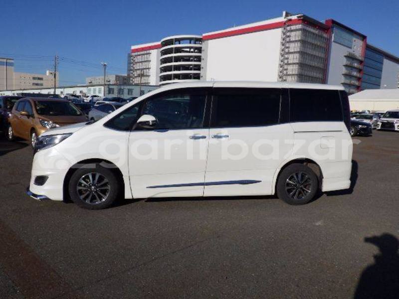 Big with watermark toyota esquire dhaka dhaka 39559