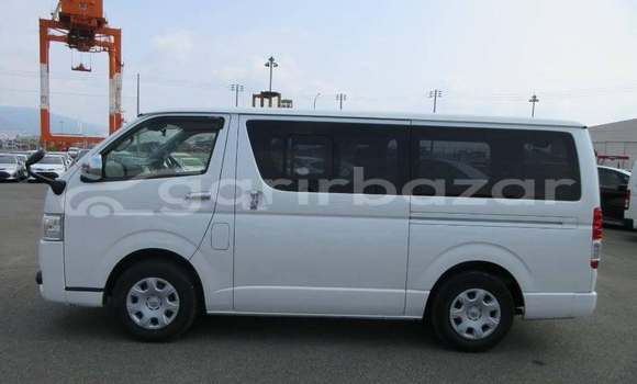 কেনা ব্যবহৃত Toyota Hiace White গাড়ী মধ্যে ঢাকা মধ্যে Dhaka কেনা ব্যবহৃত Toyota Hiace White গাড়ী মধ্যে ঢাকা মধ্যে Dhaka