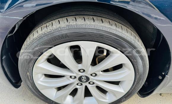 Buy Used 2011 Hyundai Sonata in Dhaka, Dhaka Buy Used 2011 Hyundai Sonata in Dhaka, Dhaka