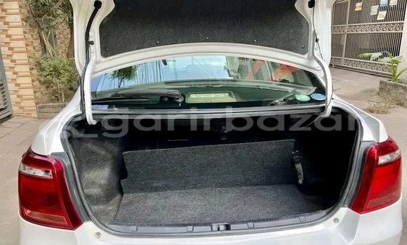 Buy Used Toyota Axio in Bajitpur, Kishorganj Buy Used Toyota Axio in Bajitpur, Kishorganj