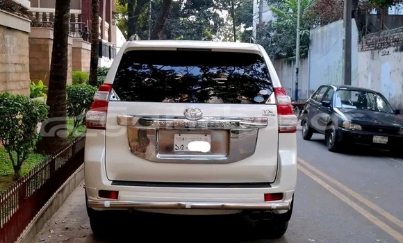 Buy Used Toyota Prado in Baniachang, Habiganj Buy Used Toyota Prado in Baniachang, Habiganj