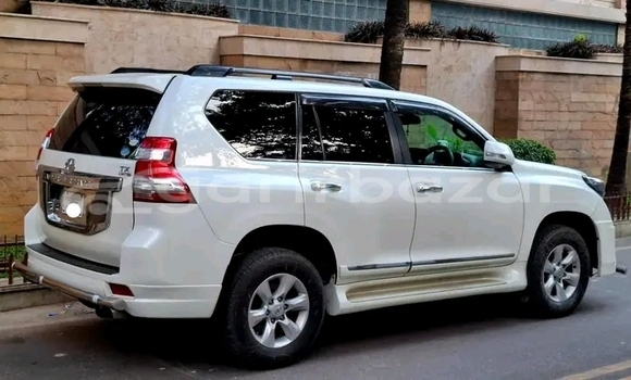 Buy Used Toyota Prado in Baniachang, Habiganj Buy Used Toyota Prado in Baniachang, Habiganj