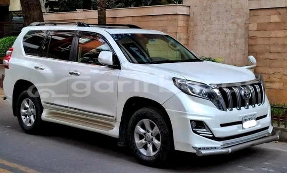 Buy Used Toyota Prado in Baniachang, Habiganj Buy Used Toyota Prado in Baniachang, Habiganj