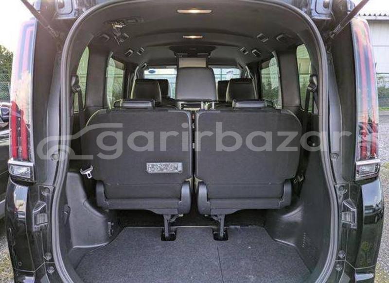 Big with watermark toyota esquire dhaka dhaka 39570