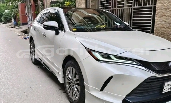 Buy Used Toyota Harrier in Bajitpur, Kishorganj Buy Used Toyota Harrier in Bajitpur, Kishorganj