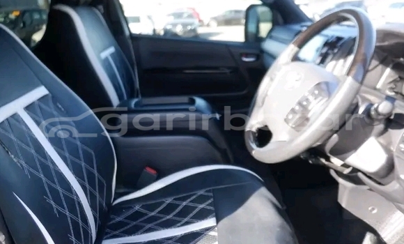 Buy Used Toyota Hiace in Bandarban, Bandarban Buy Used Toyota Hiace in Bandarban, Bandarban