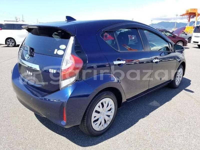 Big with watermark toyota aqua dhaka dhaka 39591