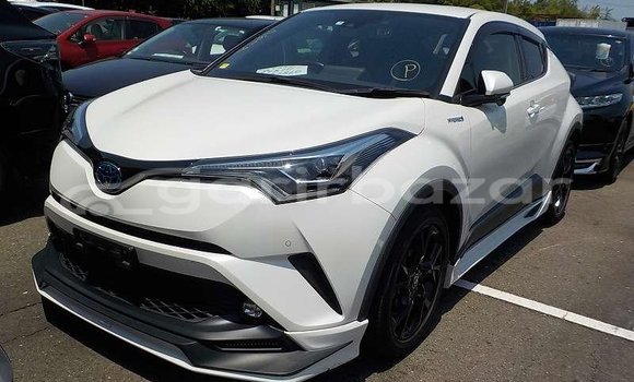 কেনা ব্যবহৃত Toyota c-hr White গাড়ী মধ্যে ঢাকা মধ্যে Dhaka কেনা ব্যবহৃত Toyota c-hr White গাড়ী মধ্যে ঢাকা মধ্যে Dhaka