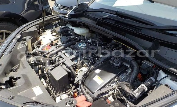 কেনা ব্যবহৃত Toyota c-hr White গাড়ী মধ্যে ঢাকা মধ্যে Dhaka কেনা ব্যবহৃত Toyota c-hr White গাড়ী মধ্যে ঢাকা মধ্যে Dhaka