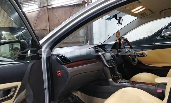 Buy Used 2013 Toyota Allion in Dhaka, Dhaka Buy Used 2013 Toyota Allion in Dhaka, Dhaka