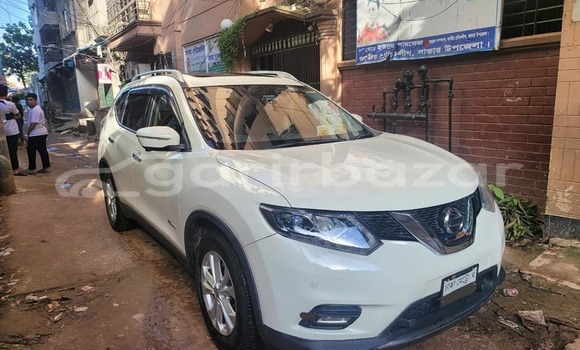 Buy Used 2016 Nissan X-Trail in Dhaka, Dhaka Buy Used 2016 Nissan X-Trail in Dhaka, Dhaka