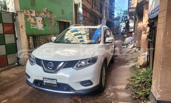 Buy Used 2016 Nissan X-Trail in Dhaka, Dhaka Buy Used 2016 Nissan X-Trail in Dhaka, Dhaka