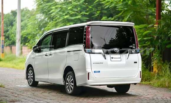 কেনা ব্যবহৃত Toyota Esquire Other গাড়ী মধ্যে ঢাকা মধ্যে Dhaka কেনা ব্যবহৃত Toyota Esquire Other গাড়ী মধ্যে ঢাকা মধ্যে Dhaka