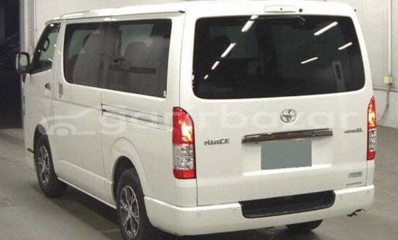 Buy Used 2019 Toyota Hiace in Dhaka, Dhaka Buy Used 2019 Toyota Hiace in Dhaka, Dhaka