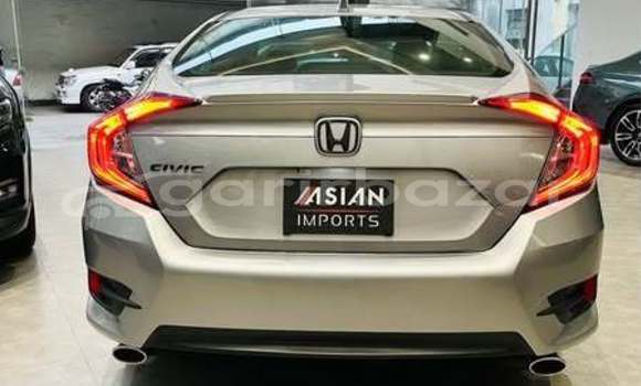 Buy Used 2019 Honda Civic in Dhaka, Dhaka Buy Used 2019 Honda Civic in Dhaka, Dhaka