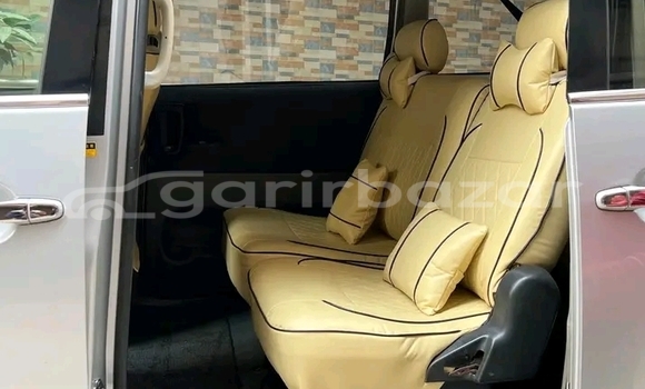 Buy Used Toyota Noah g in Bandarban, Bandarban Buy Used Toyota Noah g in Bandarban, Bandarban