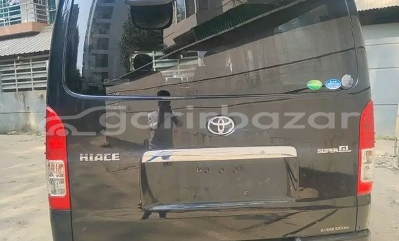 Buy Used Toyota Hi-ace in Bandarban, Bandarban Buy Used Toyota Hi-ace in Bandarban, Bandarban