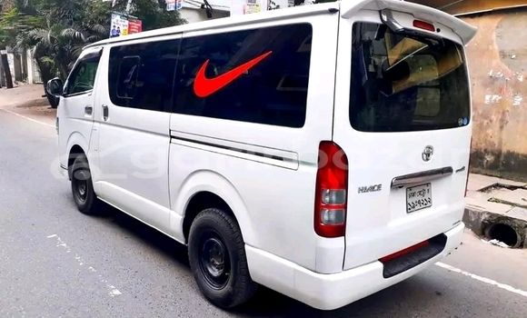 Buy Used Toyota Hiace dx gl 2019 in Bajitpur, Kishorganj Buy Used Toyota Hiace dx gl 2019 in Bajitpur, Kishorganj