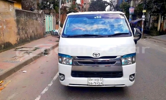 Buy Used Toyota Hiace dx gl 2019 in Bajitpur, Kishorganj Buy Used Toyota Hiace dx gl 2019 in Bajitpur, Kishorganj