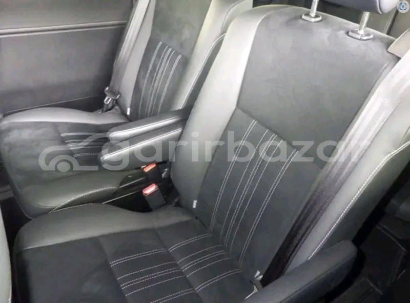 Big with watermark toyota esquire gi filp tv hv brown 2020 bandarban bandarban 39655