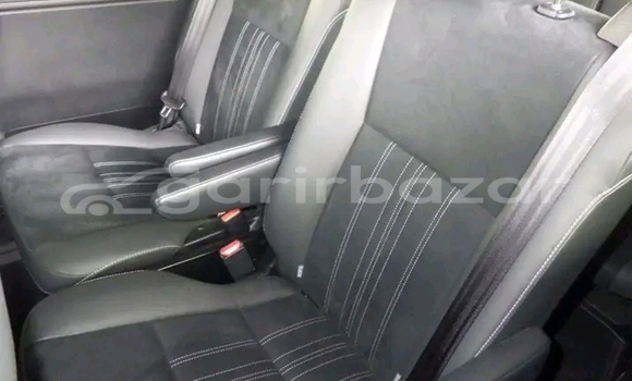 Buy Used Toyota Esquire gi(filp tv)hv brown 2020 in Bandarban, Bandarban Buy Used Toyota Esquire gi(filp tv)hv brown 2020 in Bandarban, Bandarban