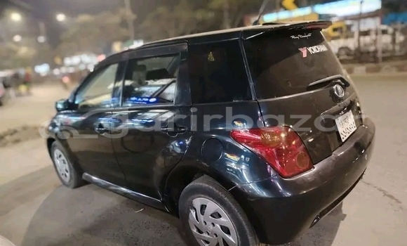 Buy Used Toyota Isis in Bandarban, Bandarban Buy Used Toyota Isis in Bandarban, Bandarban