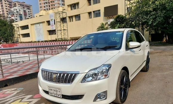Buy Used 2013 Toyota Premio in Dhaka, Dhaka Buy Used 2013 Toyota Premio in Dhaka, Dhaka