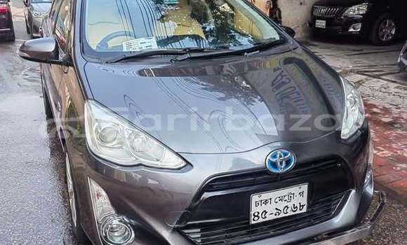 Buy Used 2015 Toyota AQUA in Dhaka, Dhaka Buy Used 2015 Toyota AQUA in Dhaka, Dhaka