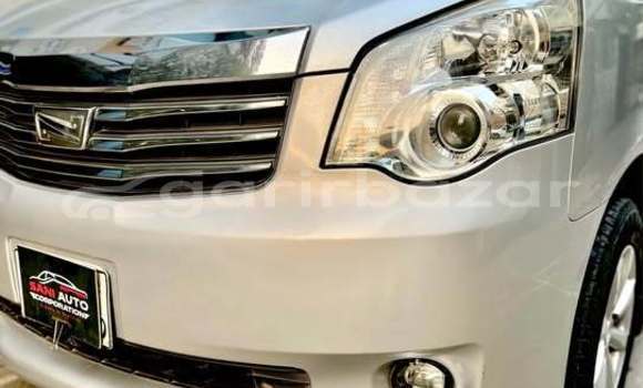 Buy Used 2011 Toyota Noah in Dhaka, Dhaka Buy Used 2011 Toyota Noah in Dhaka, Dhaka