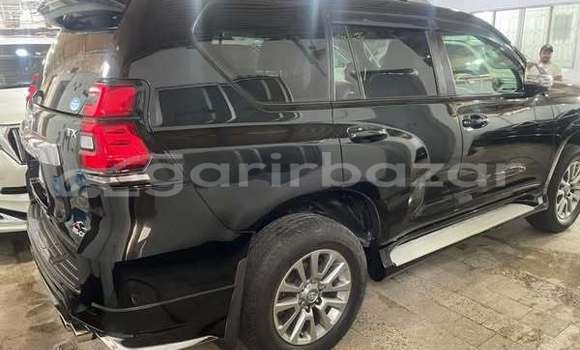 Buy Used 2021 Toyota land cruiser-prado in Dhaka, Dhaka Buy Used 2021 Toyota land cruiser-prado in Dhaka, Dhaka