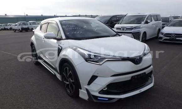 Buy Used 2023 Toyota CH-R in Dhaka, Dhaka Buy Used 2023 Toyota CH-R in Dhaka, Dhaka