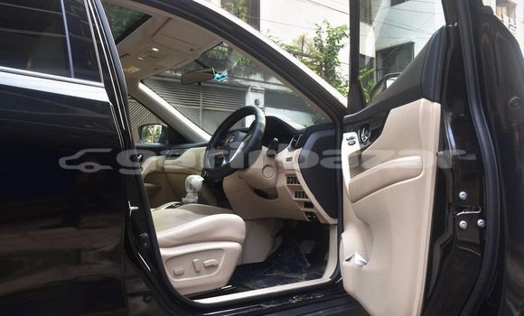 Buy Used 2019 Nissan X-Trail in Dhaka, Dhaka Buy Used 2019 Nissan X-Trail in Dhaka, Dhaka