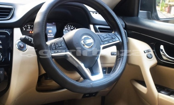 Buy Used 2019 Nissan X-Trail in Dhaka, Dhaka Buy Used 2019 Nissan X-Trail in Dhaka, Dhaka